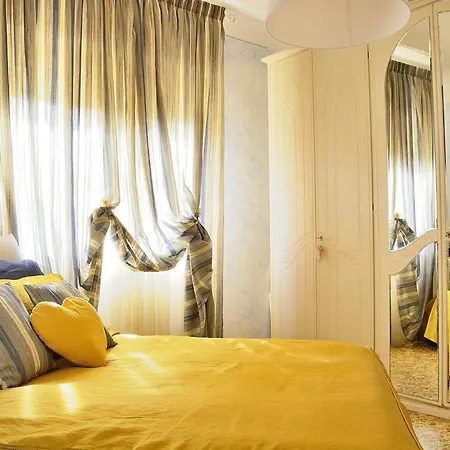 Holiday home Casa Vacanze 