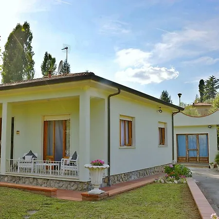 Holiday home Casa Vacanze 